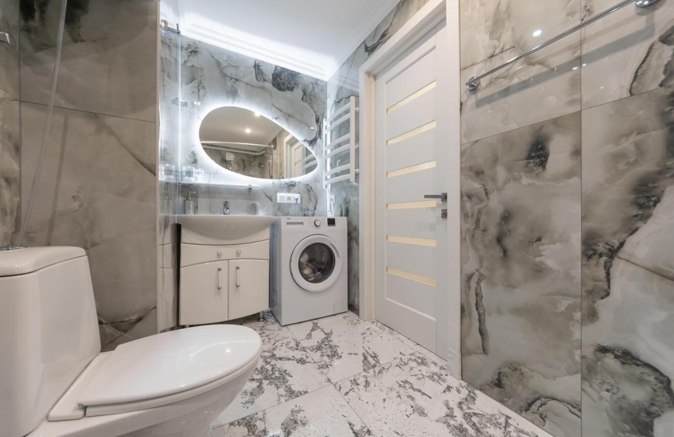Flat 24 On Lesi Ukrainki 12 With 1 Bedroom Kiev Exterior foto